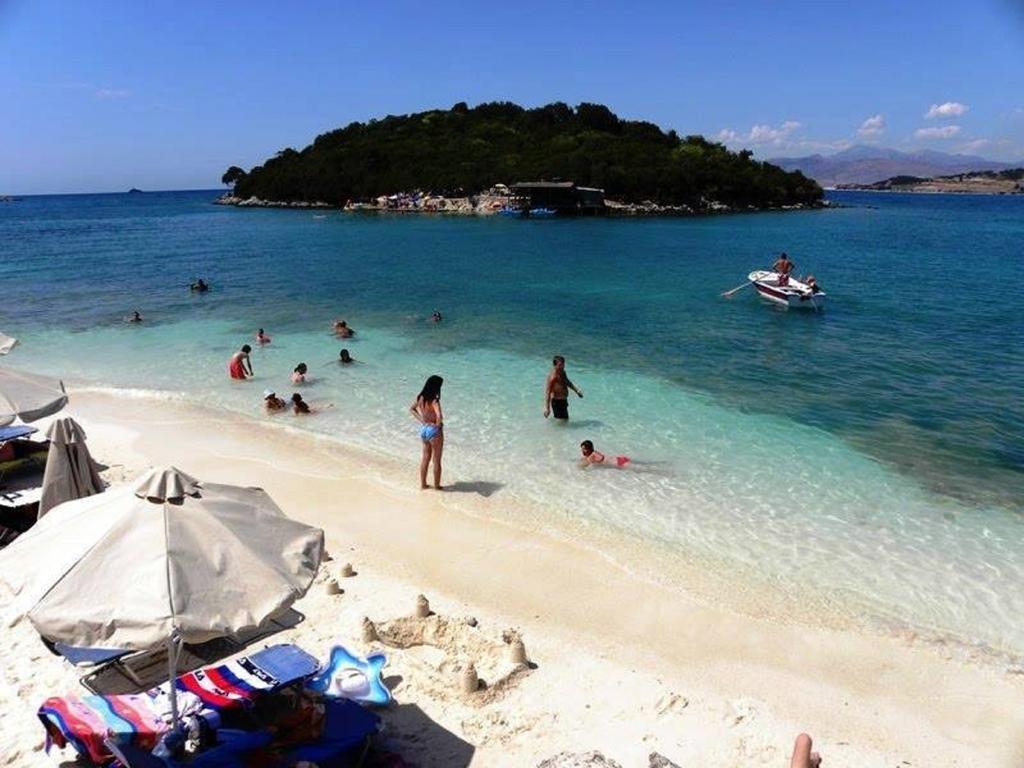 Hotel Vista Mare Ksamil Eksteriør billede